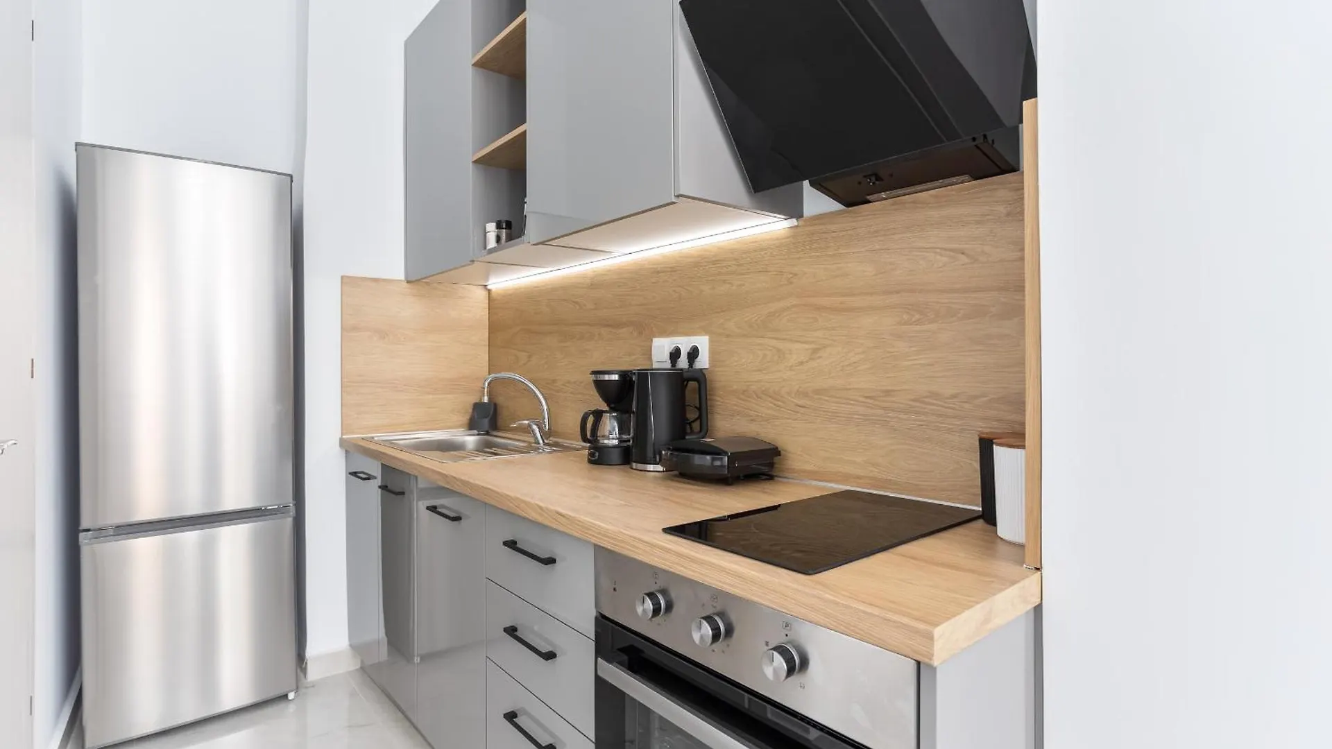 סלוניקי New Glamorous Apartment In Downtown יוון